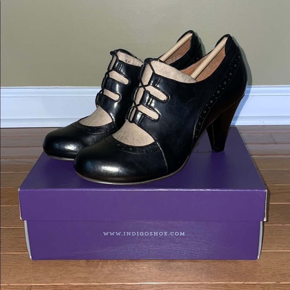 NWB Indigo by Clark’s Elise Cully Size 7 Heels